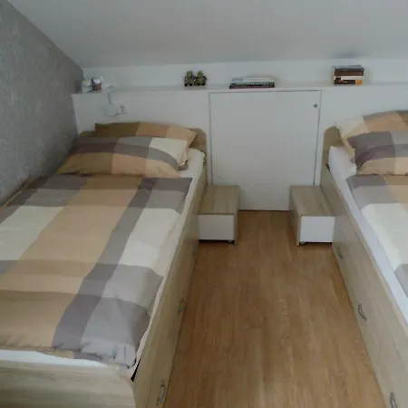 Pensjonat Und -zimmer Becks 4*
