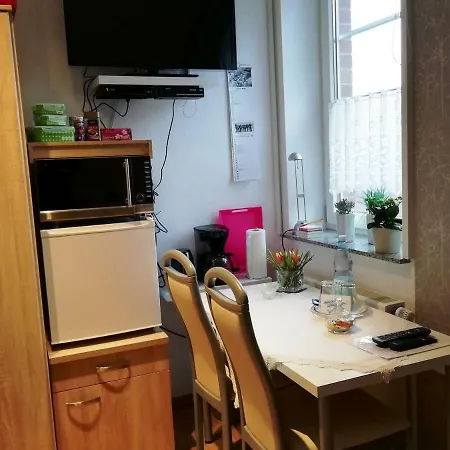 Und -zimmer Becks בית הארחה 4*